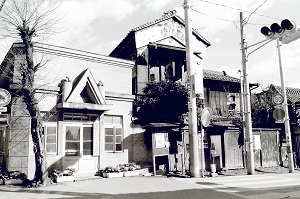 1978年湊町交番.jpg