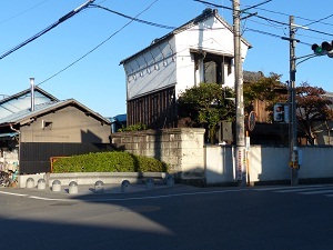 2014年11月湊町交番跡.jpg