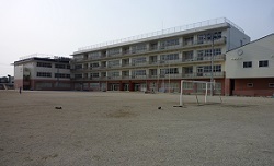 2015年4月栃木中央小学校全景.jpg