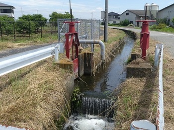 井岡付近の品川用水.jpg