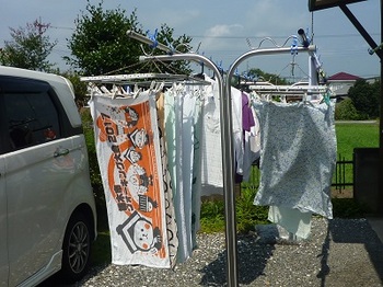 外干しの洗濯物１.jpg