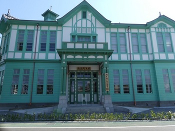 改修なった旧栃木町役場庁舎.jpg