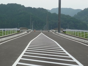 新千塚橋２.jpg