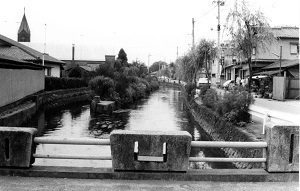 昭和55年新開橋下流.jpg