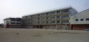 栃木中央小学校(2015年4月12日）.jpg