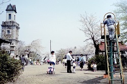 錦着山公園1988年4月１.jpg